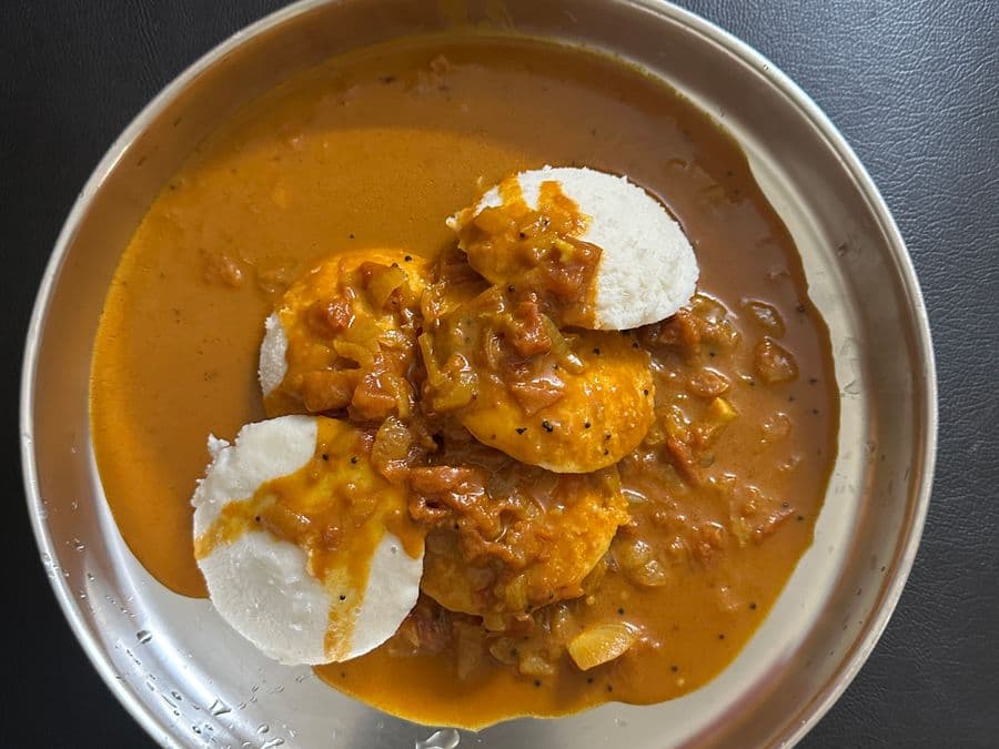 Ghee Karam Idly — from Palle Vellugu